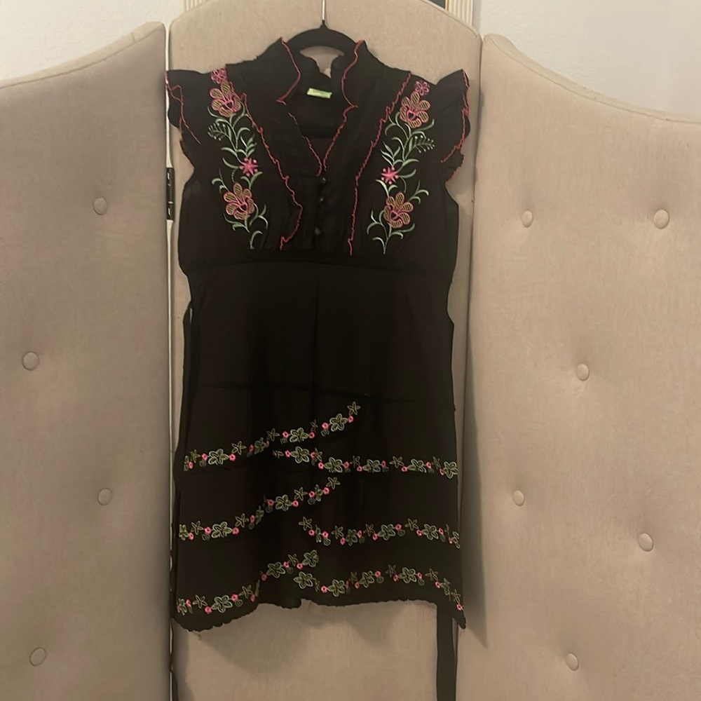 Black Embroidered Sleveless Ruffled V Neck Mini Dress/Tunic Top wt Belt XS-S